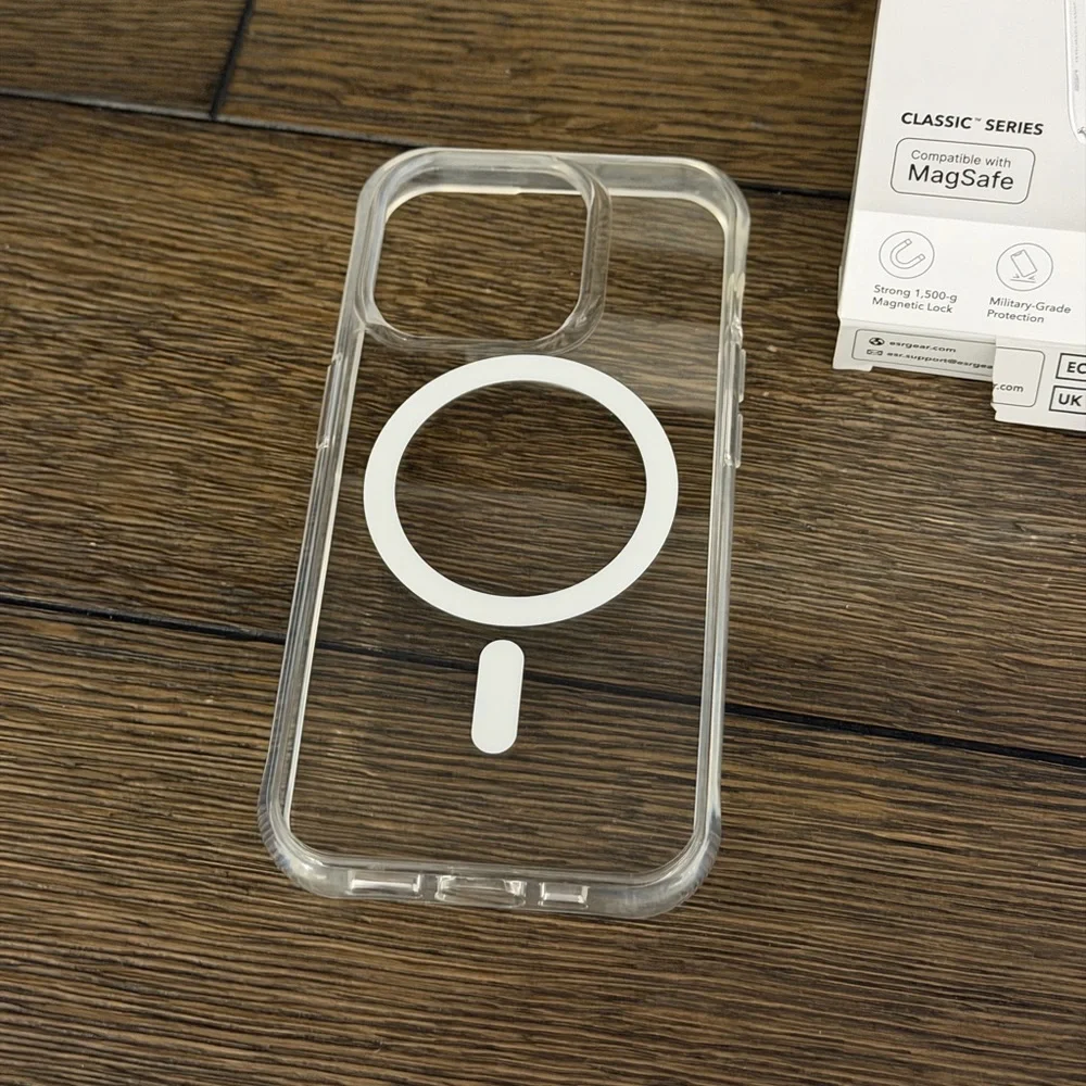 Hybrid Clear MagSafe IPhone 15 Pro Case - Clear